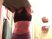 Крошечный подросток Стриптрин